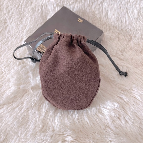 NEW Tom Ford TRACELESS TOUCH FOUNDATION CASE - Picture 4 of 6